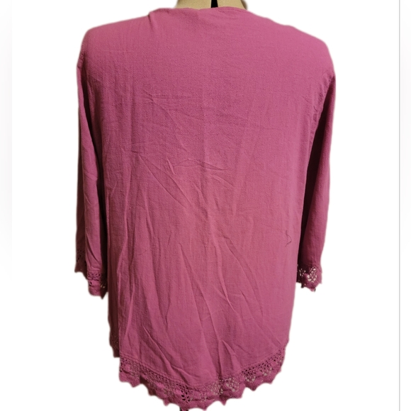 🔖👉 Soft Surroundings Top 3/4 Sleeve Tee Shirt Crochet Detail Sz 2X Hot Pink - Picture 4 of 8